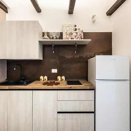 Housevillas - Iblarche Apartment